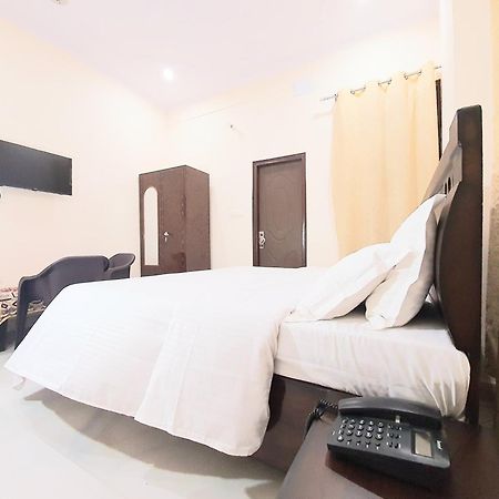 Hotel Townhouse Rishīkesh Esterno foto