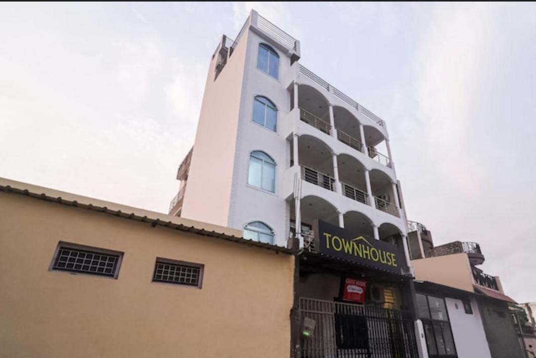 Hotel Townhouse Rishīkesh Esterno foto